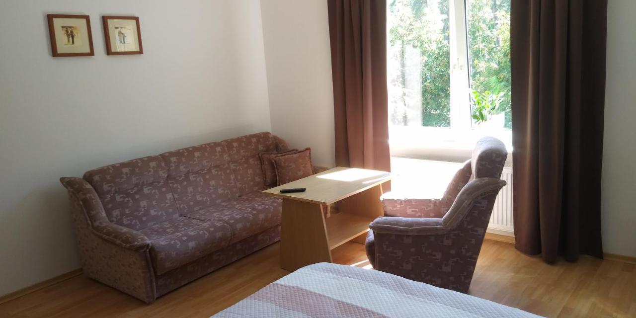 Dom Goscinny Przy Lesie Pobierowo Exterior photo
